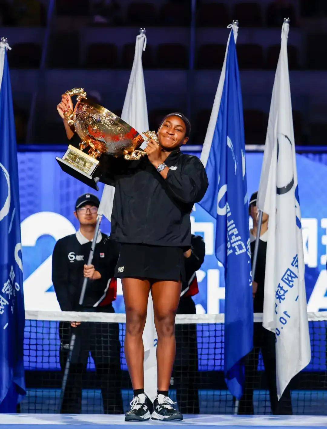 体现了足球 体现了足球